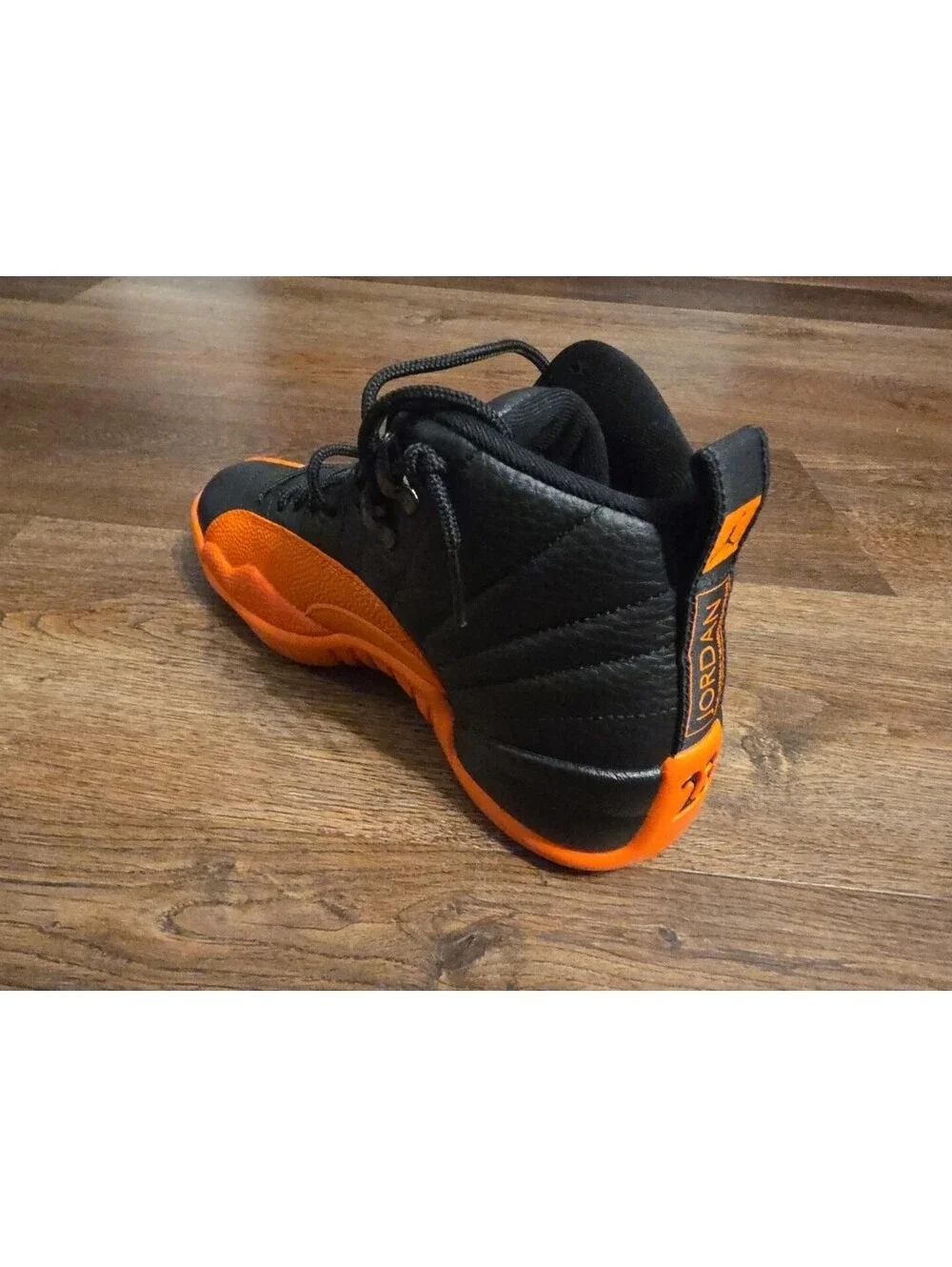 Air Jordan 12 Retro WNBA Brilliant Orange Size 8 Womens / 6.5 Men FD9101-081